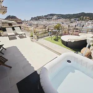  Appartement Luna With Jacuzzi, 5mins Walking To The Beach, Sea And Castle View Big Terrace
